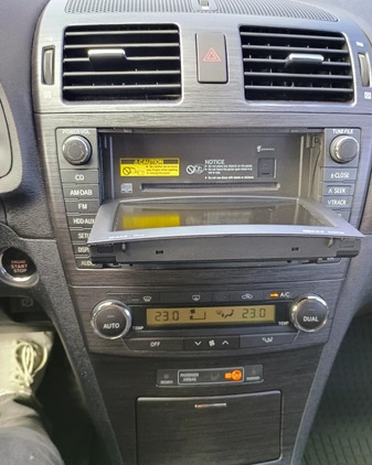 Toyota Avensis cena 23500 przebieg: 224000, rok produkcji 2010 z Toruń małe 232
